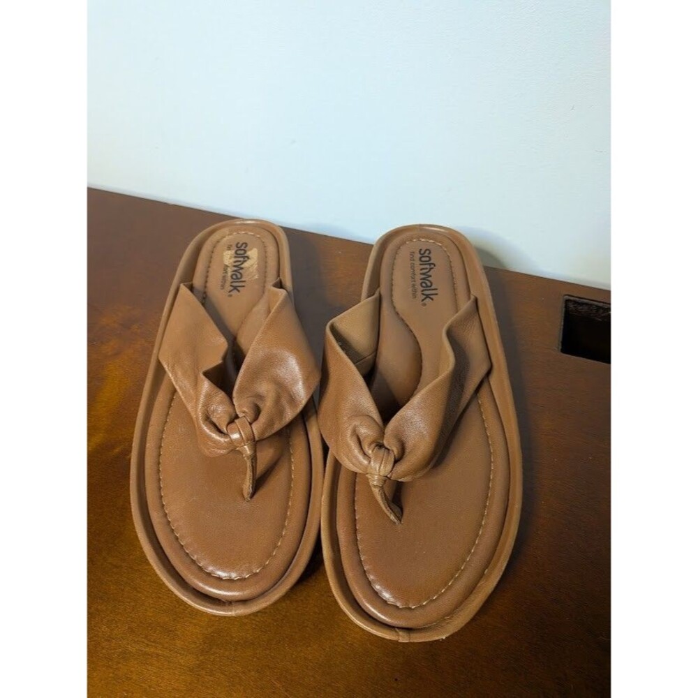 SoftWalk Brown Leather Thong Sandals Women's Size 10W Comfort Platform Flip Flop